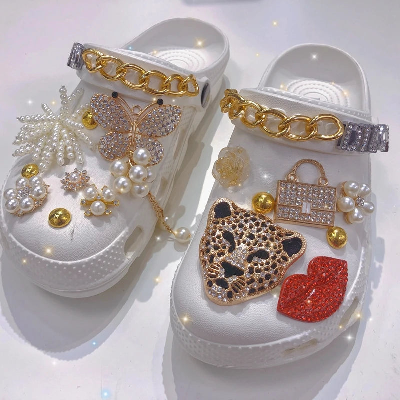 Designer Summer Women Shoes Garden Shoes Beach Sandals Chain Charms Sweet Sandals Platform Slippers Casual Shoes For Female