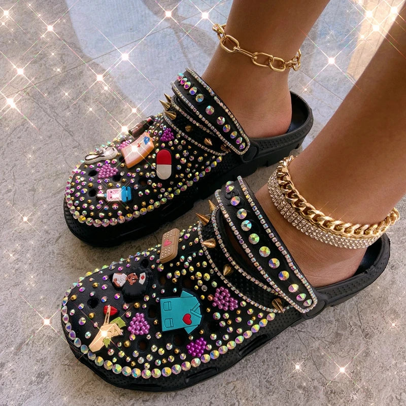 Women Shoes Sandals Summer Slippers Rivet Soft Garden Shoes Bling Clogs With Charms Female EVA Casual Shoes Plus Size 36-44