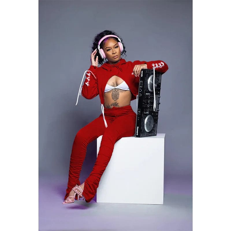 New Spring 2024 Custom Logo Women Sweatsuit Set Hooded Solid Color 2 Piece Outfit Cropped Top Sweat Pant Jogging Tracksuit