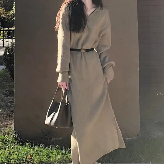 Plus Size / Khaki 2024 spring fashion lady new arrival v neck loose fit plus size with belt sweater dress