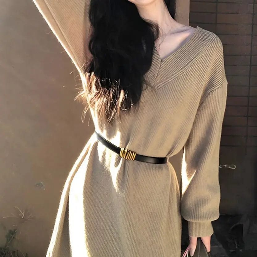 Plus Size / Khaki 2024 spring fashion lady new arrival v neck loose fit plus size with belt sweater dress