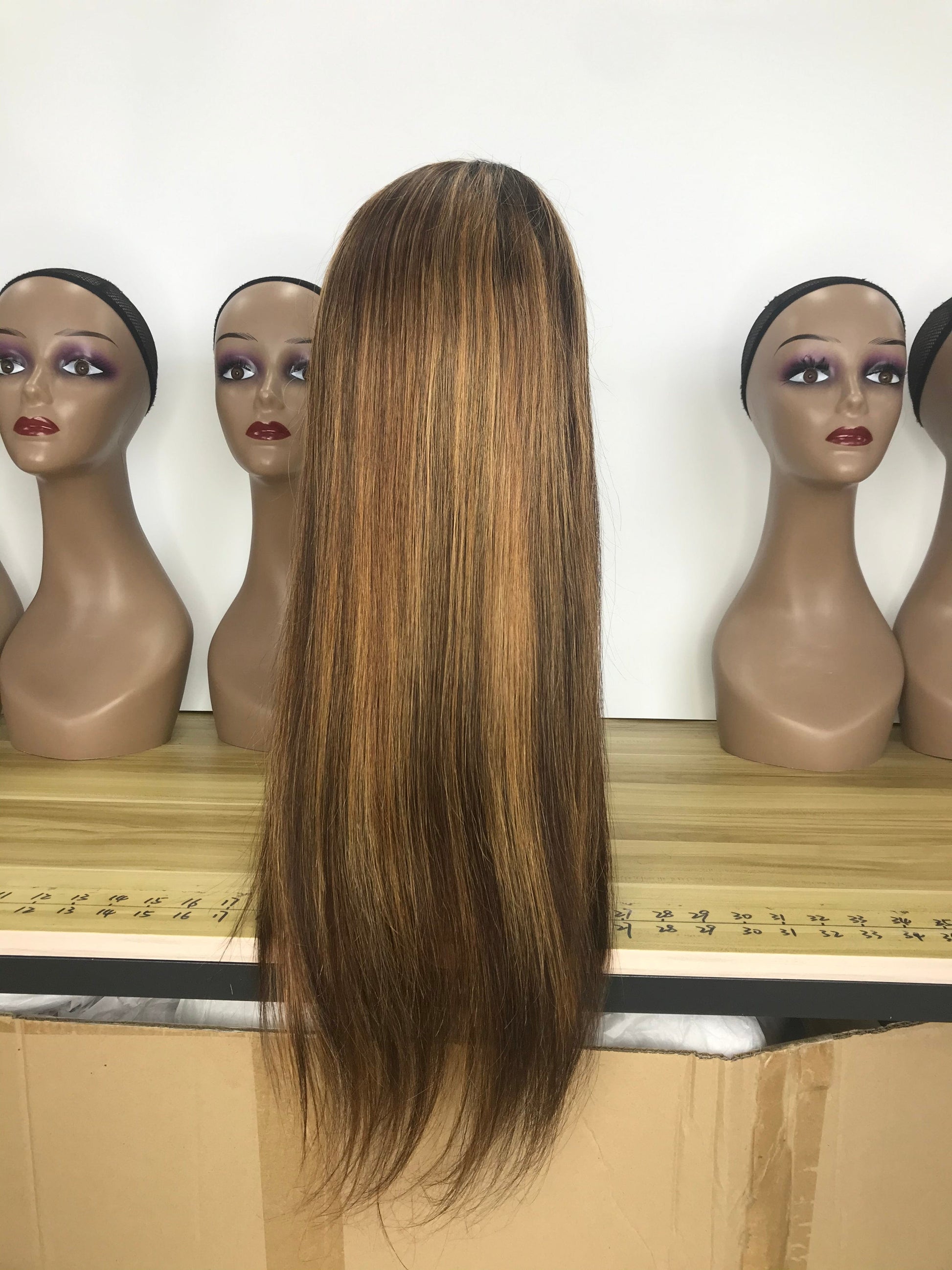 16 Inches / highlight straight Silky  remy Virgin Cuticle Aligned 100%Human Hair Short Bob Wigs Hd Swiss Lace Frontal highlight 613 BOB Wig For Black Women