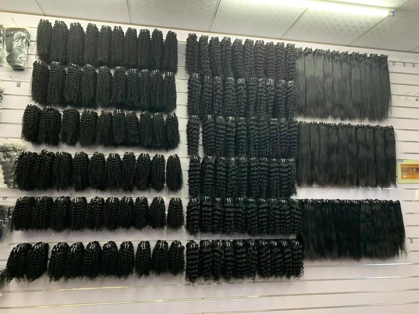 24 Inches / hair bundles High Quality Wholesale salon equipment 100% natural hair female Male mannequin doll head training human hair