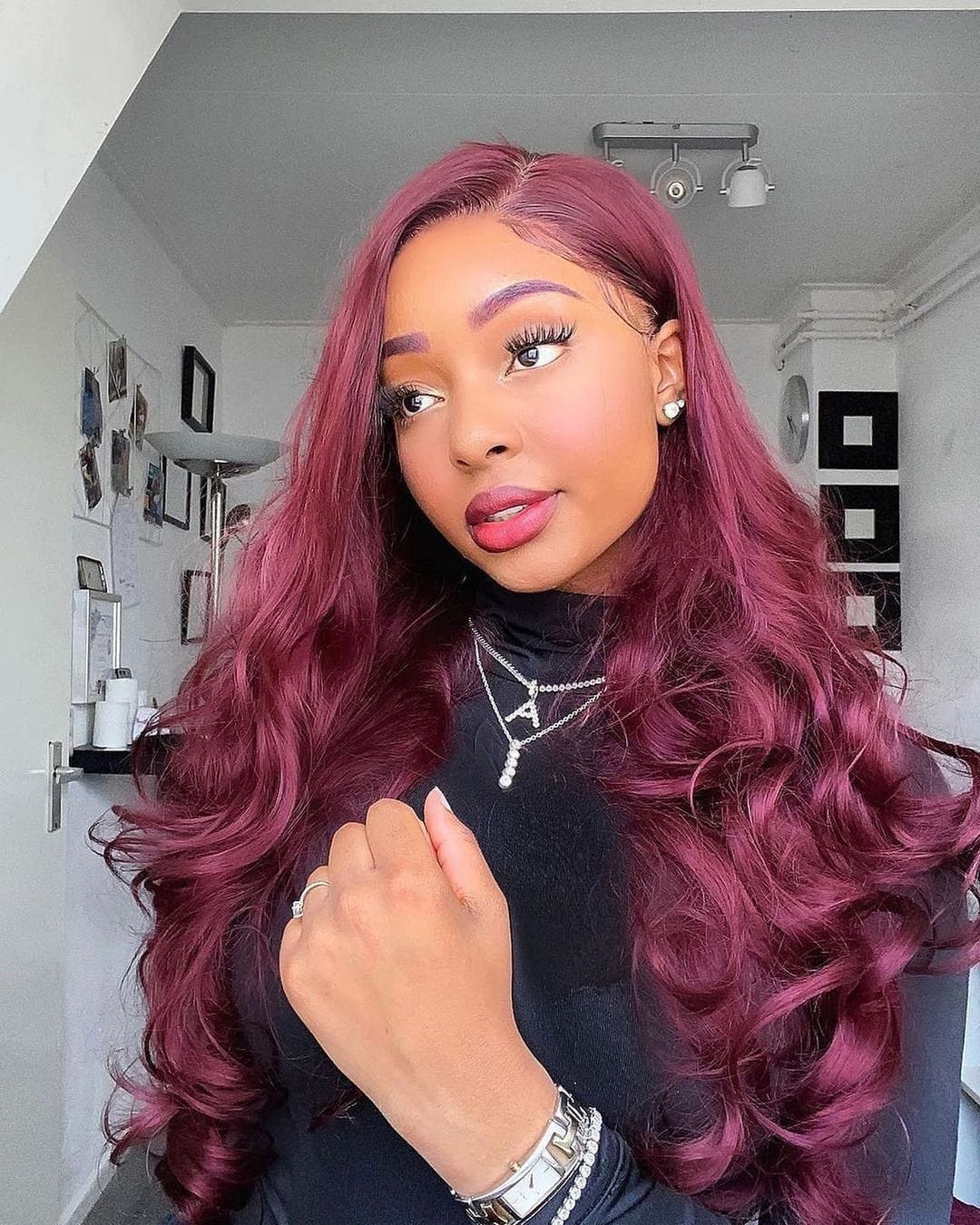 26 Inches / 99j wave Burgundy Mixed Red Lace Front Wigs Body Wave Human Hair Cuticle Aligned Natural Hairline Hair Transparent Lace Wigs