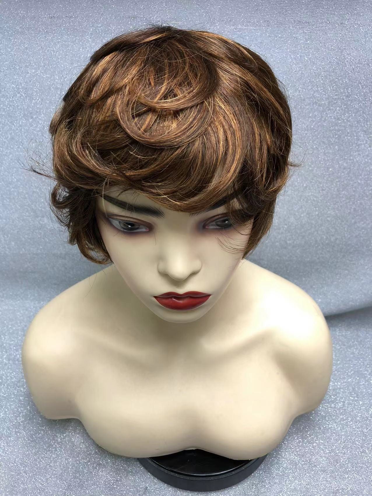 6 Inches / #4/30 Factory Outlet Pixie Cut Natural Wave Human Hair Wig Machine Made Cheap Pre Plucked Short Human Hair Wigs