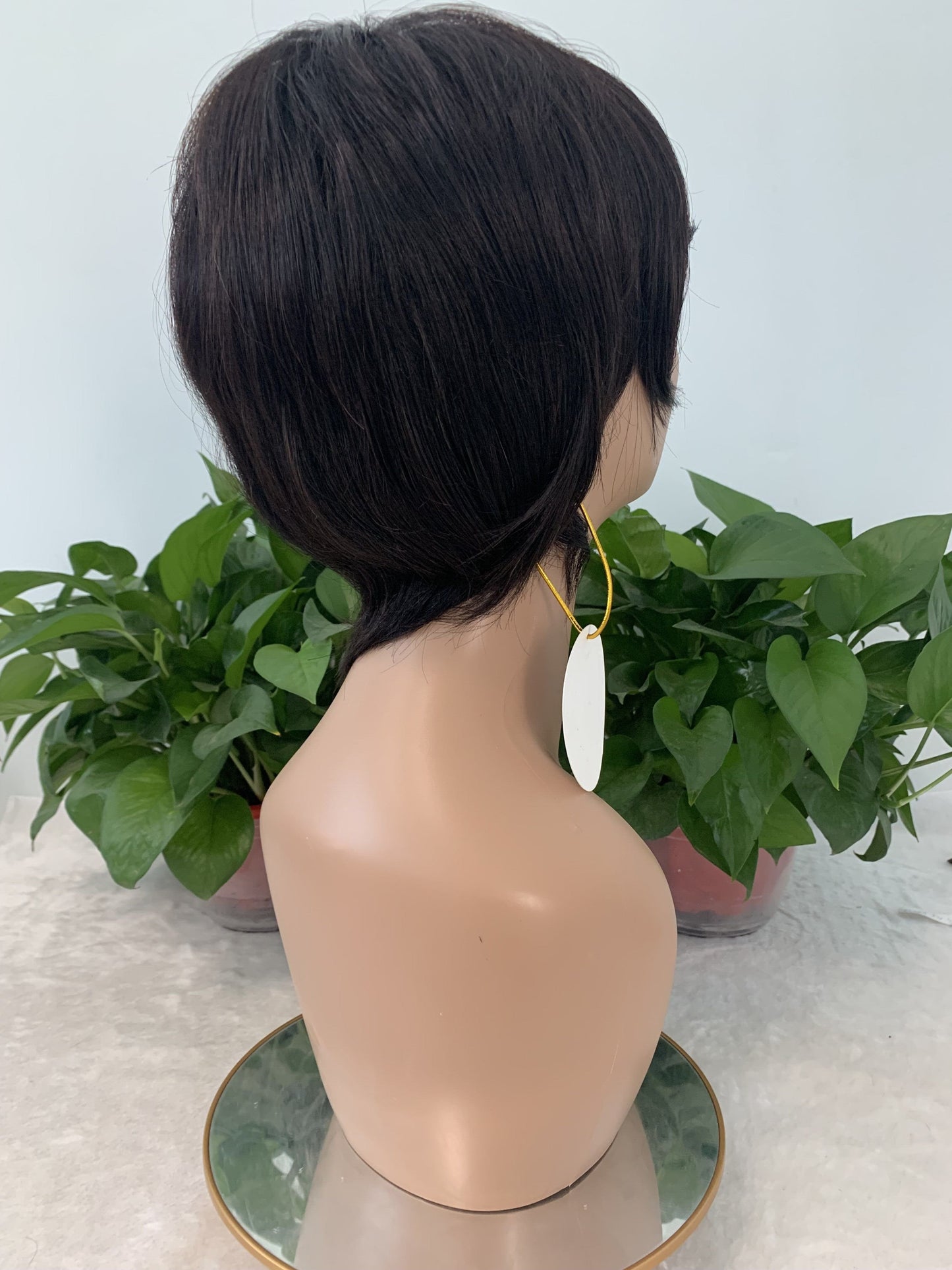 6 Inches / Natural Black 2022 New Hairstyle Cheap Machine Made Short Wigs 100% Unprocessed Raw Brazilian Virgin Human Hair Natural Short Pixie Cut Wigs