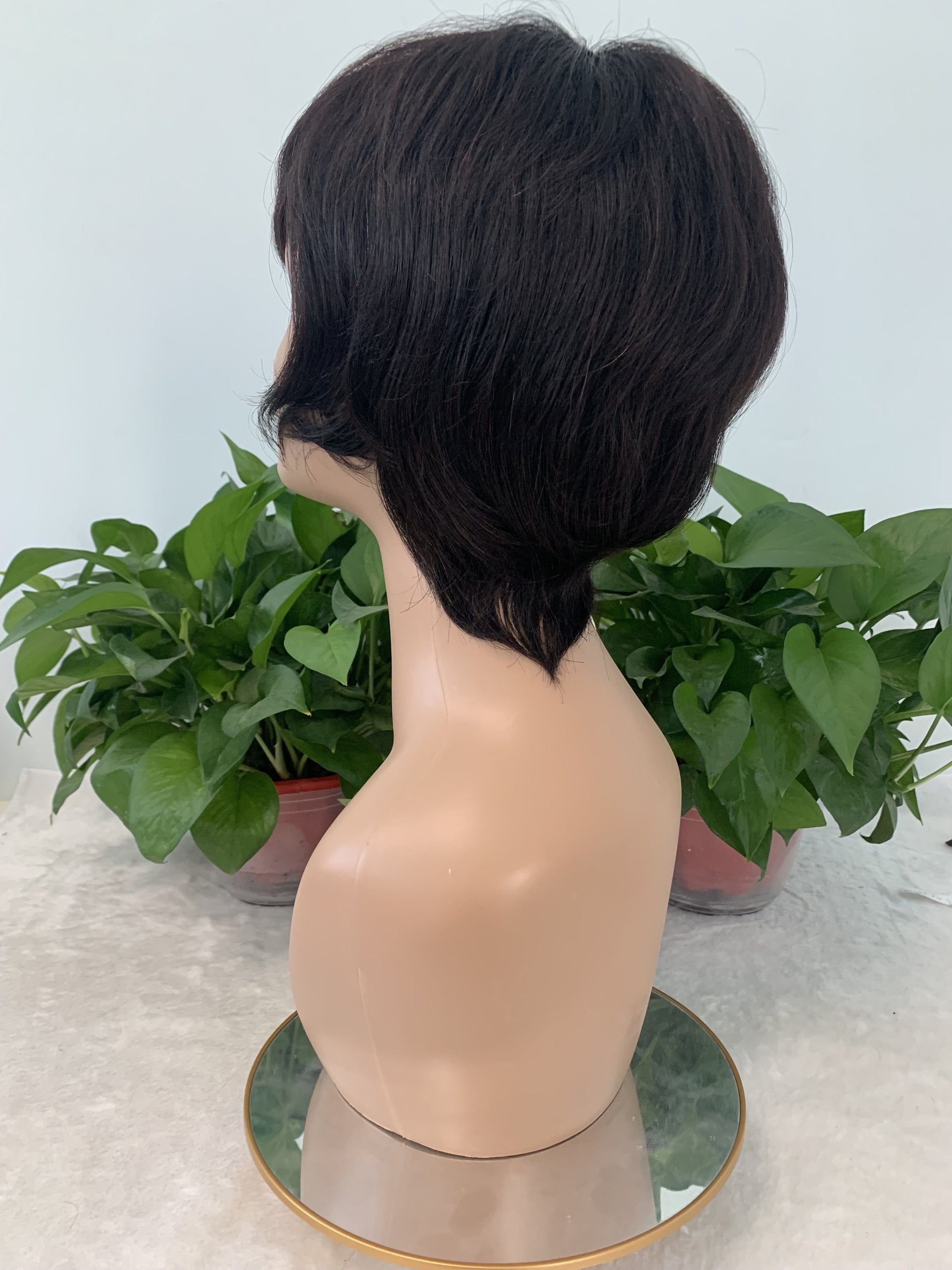 6 Inches / Natural Black 2022 New Hairstyle Cheap Machine Made Short Wigs 100% Unprocessed Raw Brazilian Virgin Human Hair Natural Short Pixie Cut Wigs