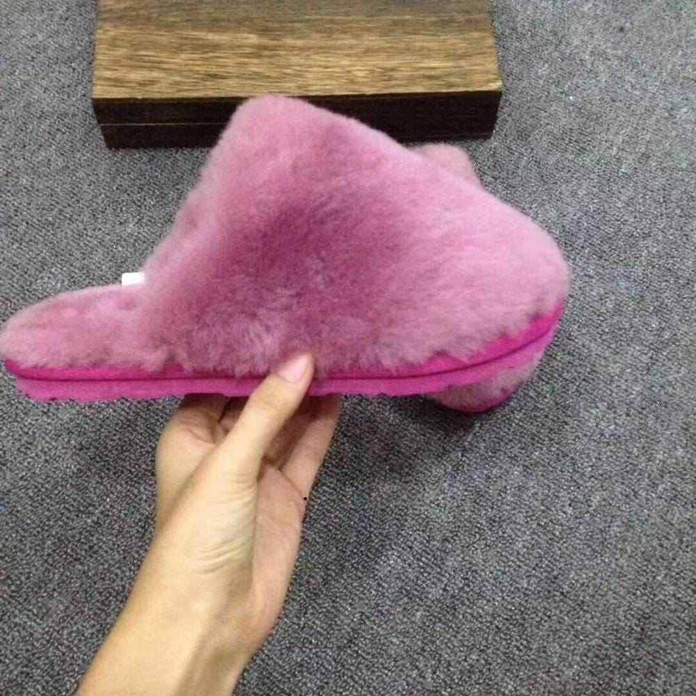 9 / 2 Wholesale women fluffy sheep fur slippers and sandals ladies soft comfortable winter shoes fur slides outdoor