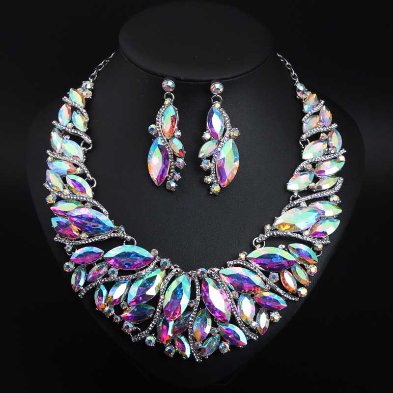 A4243 European American Luxury Jewelry Exaggerated Necklace Earrings Set