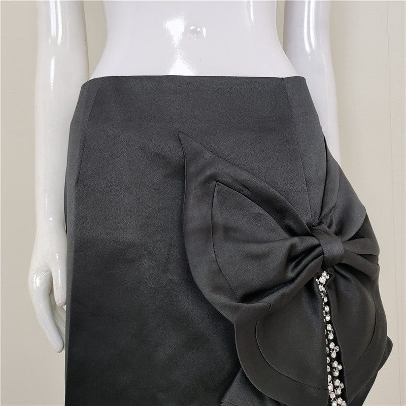 A4470 Fashion Style Black Diamonds Bow Design Women Skirt Short