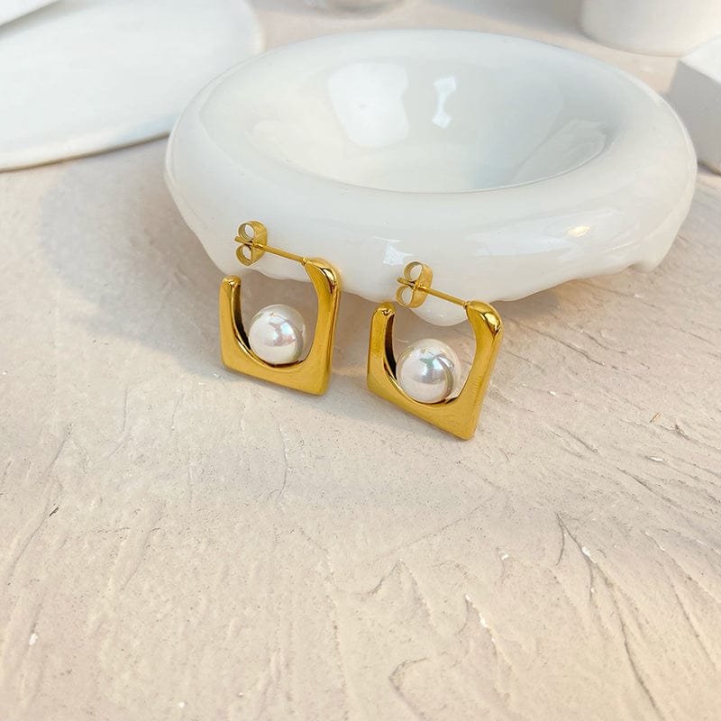 BCE22111103 New Punk Style Earring Jewelry 18K Gold Plated Stainless Steel Square Spoon Design White Pearl Earrings