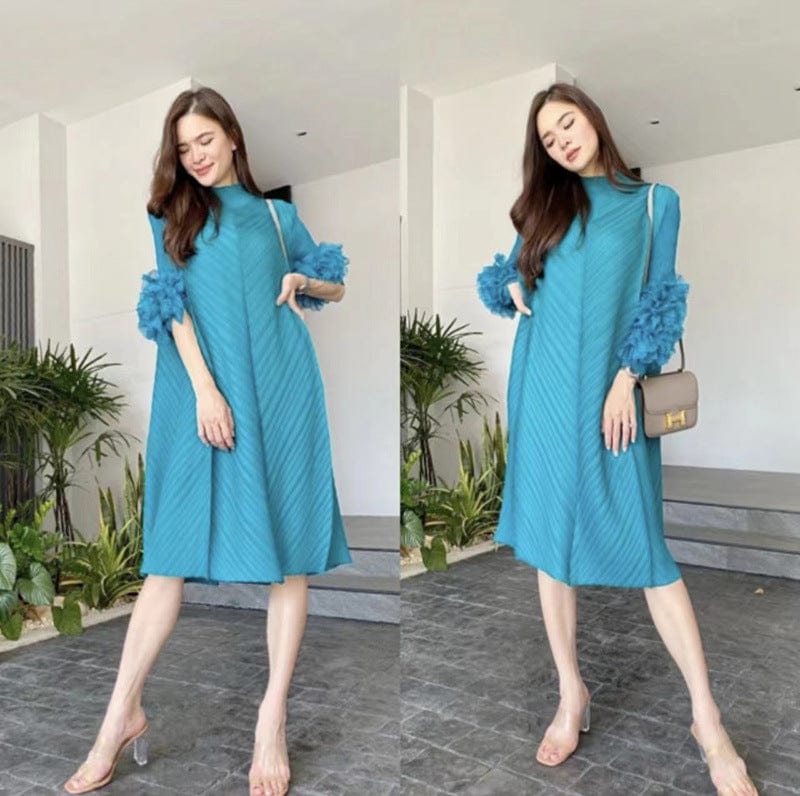 Free / Light Blue OUDINA Wholesale Women's Dresses 2023 V-neck Bat Sleeve Printed Casual Elegant Dress Long Pleated Maxi Dress