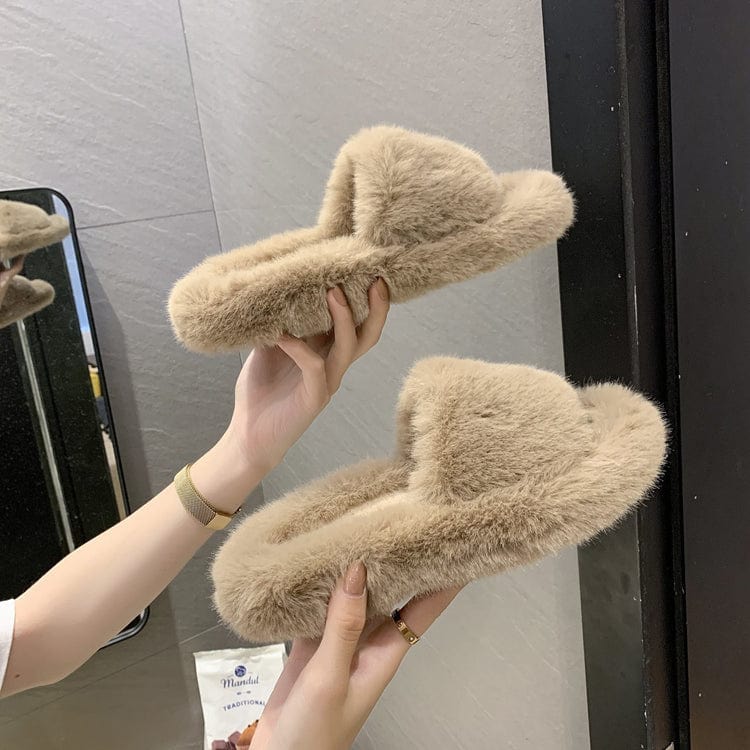 Fuzzy Comfortable slides furry slippers Spa House Slippers for ladies, Cozy Thongs Slip On Flip Flops Women Faux Fur Slipper