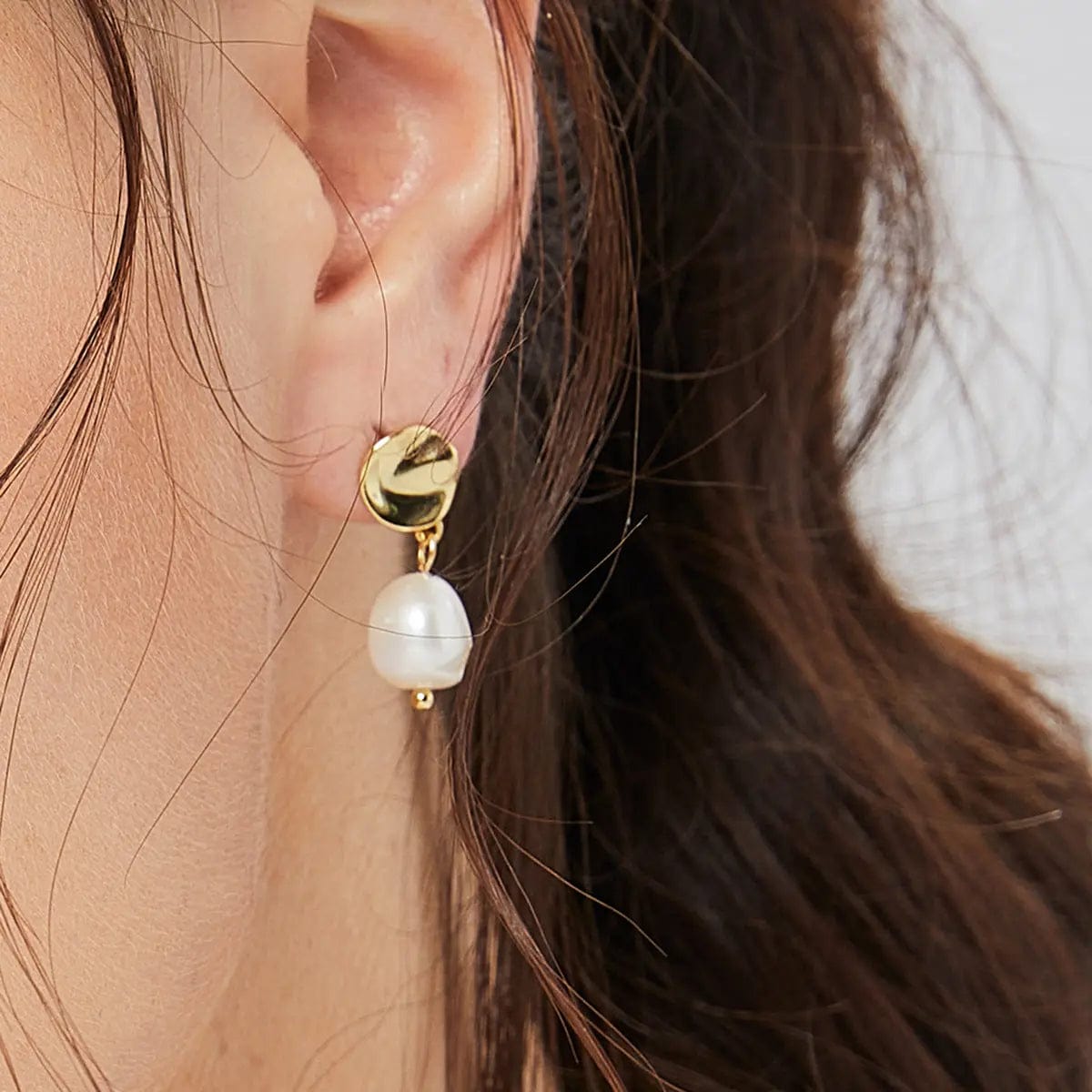 Gold-CYE0245 Retro Simple Brass Gold Plated Natural Baroque Freshwater Pearl Gold Stud Earrings for Women