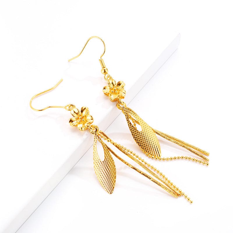 Gold Fashion 14K Gold Earring Elegant Long Tassel Earrings for Women Wedding Engagement Jewelry Exquisite Leaf Shape Earrings Female