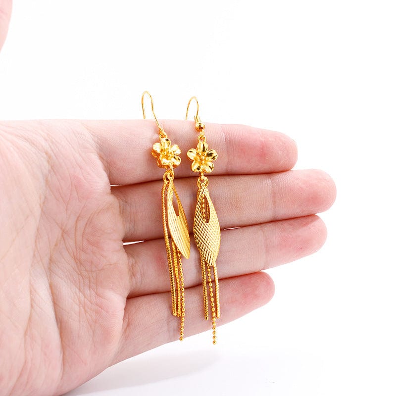 Gold Fashion 14K Gold Earring Elegant Long Tassel Earrings for Women Wedding Engagement Jewelry Exquisite Leaf Shape Earrings Female