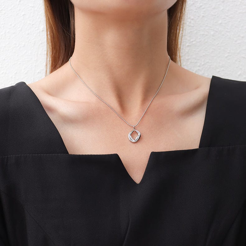 Hypoallergenic Irregular Hollow Geometric Square Oval Pendant Necklace 18K Gold Plated Tarnish Free Jewelry Necklace for Women