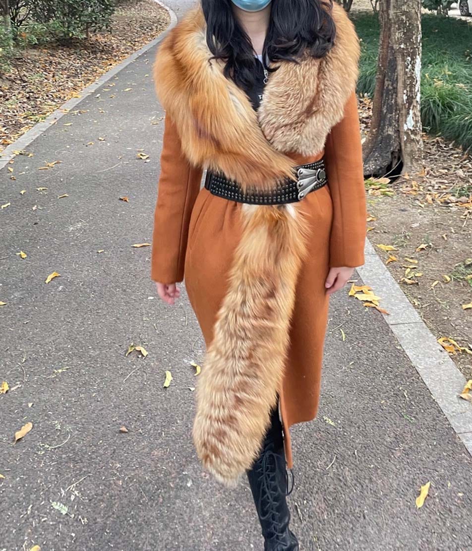 QIUCHEN QC21149 Fashion Winter Women Elegant Sexy Belt Luxury Woolen Jacket Cashmere Coat With Fox Fur