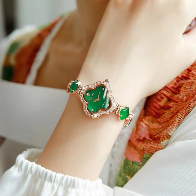 Ruixine 336 Fashion Four Leaf Clover Design Ladies Quartz Watches Classic Diamonds Bracelet Band Women Wristwatches