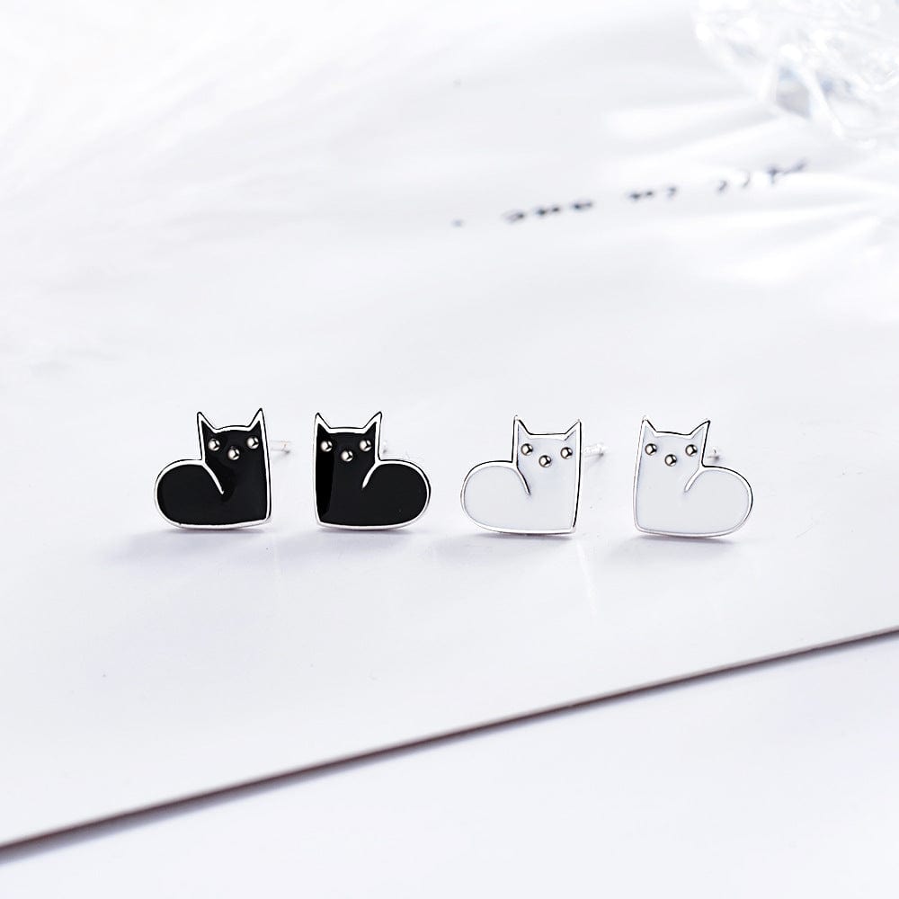 Sweet Cute Black White Enamel Cat Stud Earrings for Women Girl Temperament Animal Earring Simple Jewelry Student Party Gift