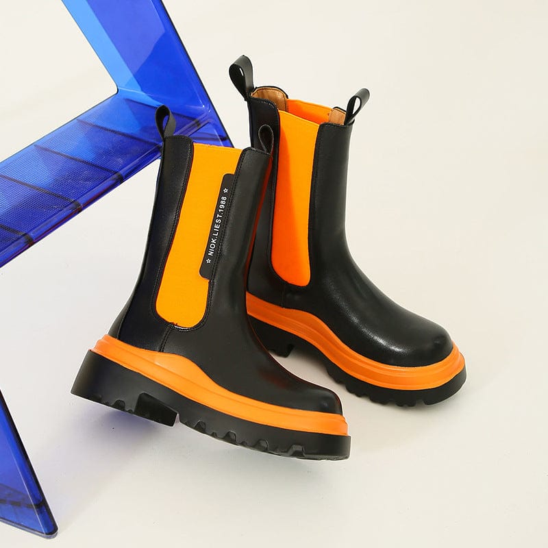 TX graphic piping Pull calfskin elasticated sides contrast sole  ribbon pull tab Leather lining and insole Chelsea boot