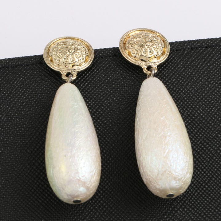 White CARTER LISA Statement Waterdrop Gold Long Earrings Jewelry Large Geometric Resin Acrylic Earrings For Women