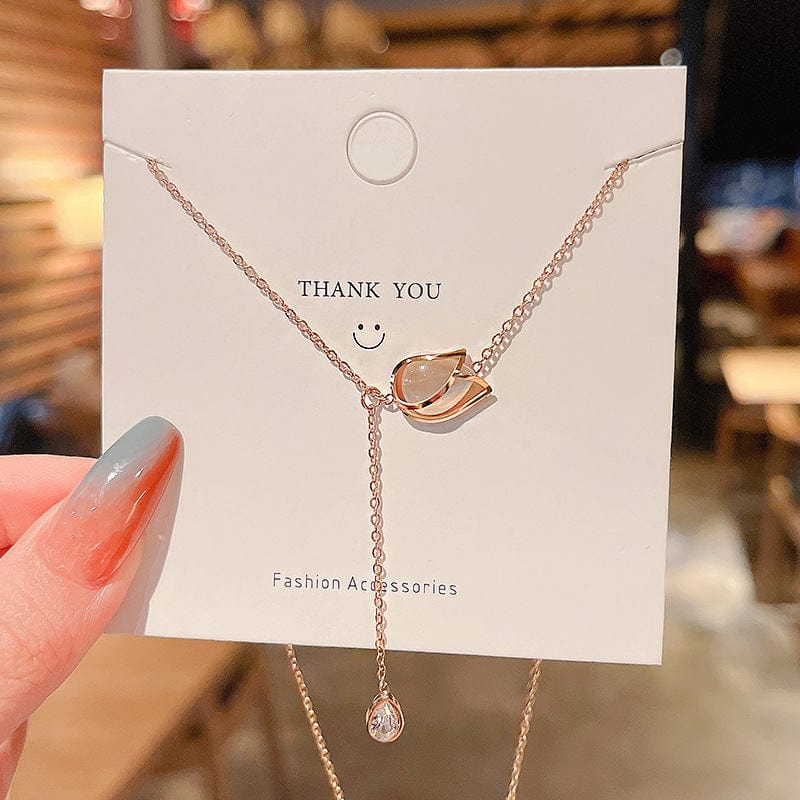 X532 rose gold Retro rose titanium steel necklace 2021 new women's light luxury collarbone chain opal pendant